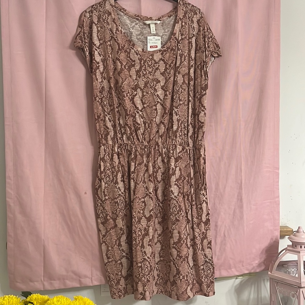 Brand New (never worn) H&M short sleeve brown and beige snakeprint skirt romper